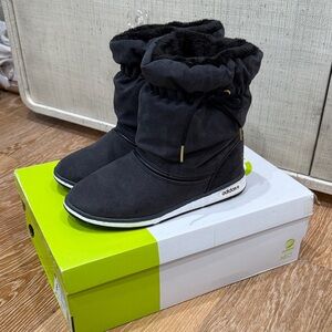 Adidas Women's Cozy Winter Boots